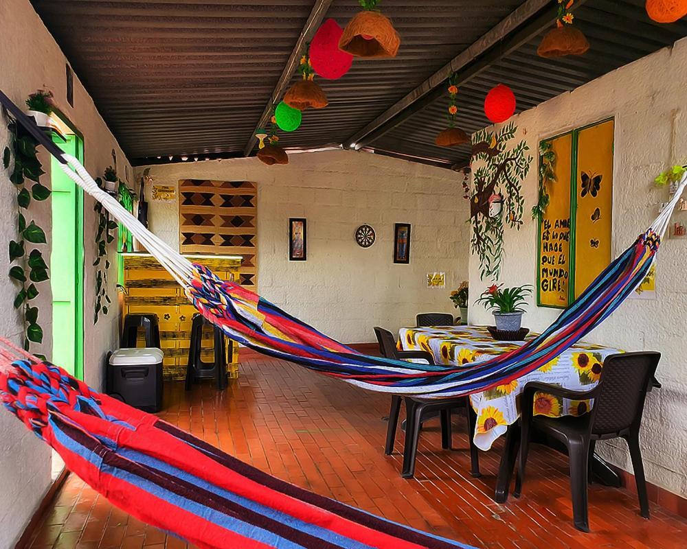 בוקארמנגה Hostal Gabo מראה חיצוני תמונה