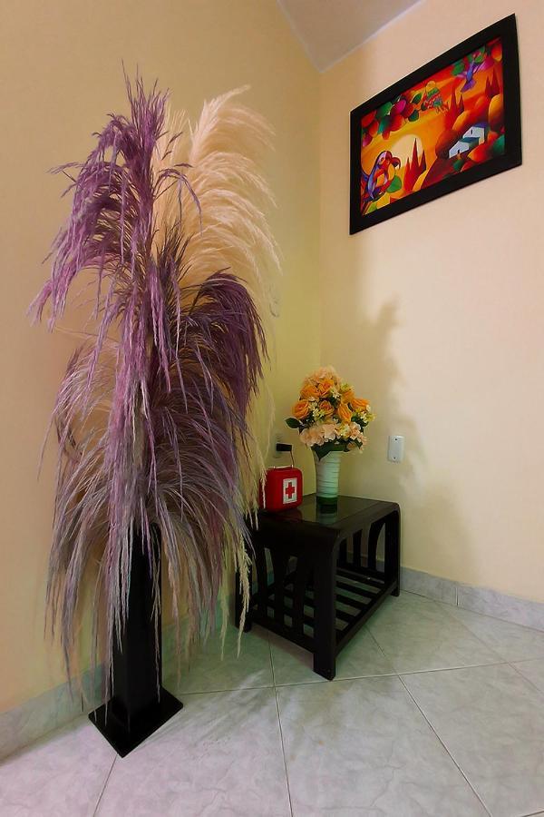 בוקארמנגה Hostal Gabo מראה חיצוני תמונה